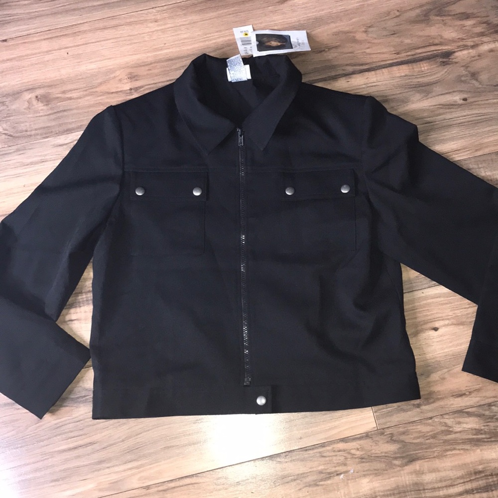 Jaclyn Smith Black Cropped Zip Front Jacket